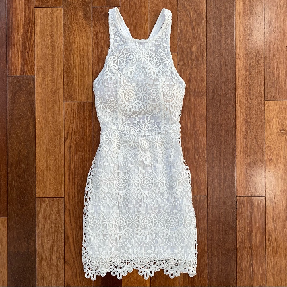 Hollister Co. High Neck Cut Out Back Crochet Lace White Dress Women's Size XS - Picture 2 of 14